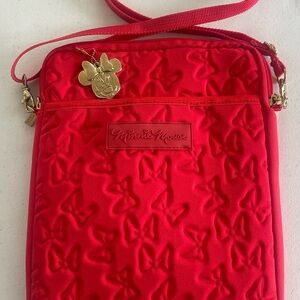 Disney Minnie Mouse Red Quilted Tech Crossbody Bag